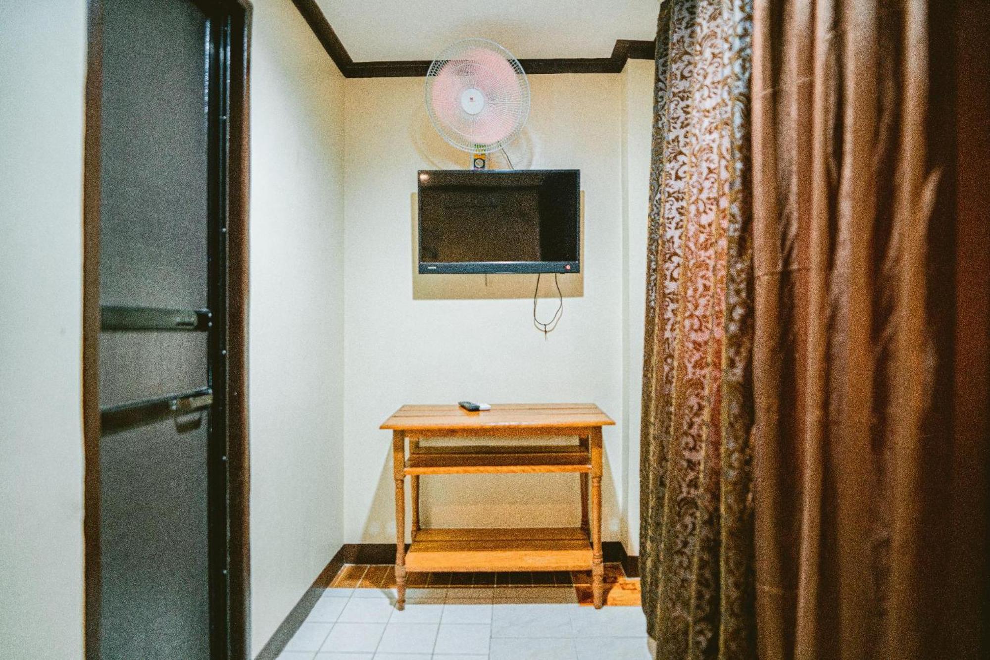 Jazmine'S Place Корон Екстериор снимка