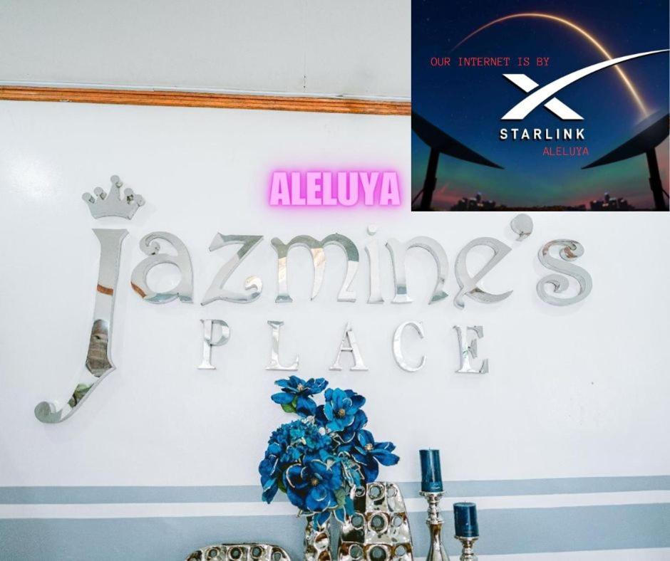 Jazmine'S Place Корон Екстериор снимка